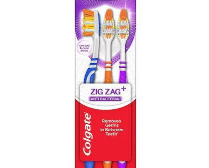 Colgate Zig Zag Toothbrush (Pack of 3) Online Sale